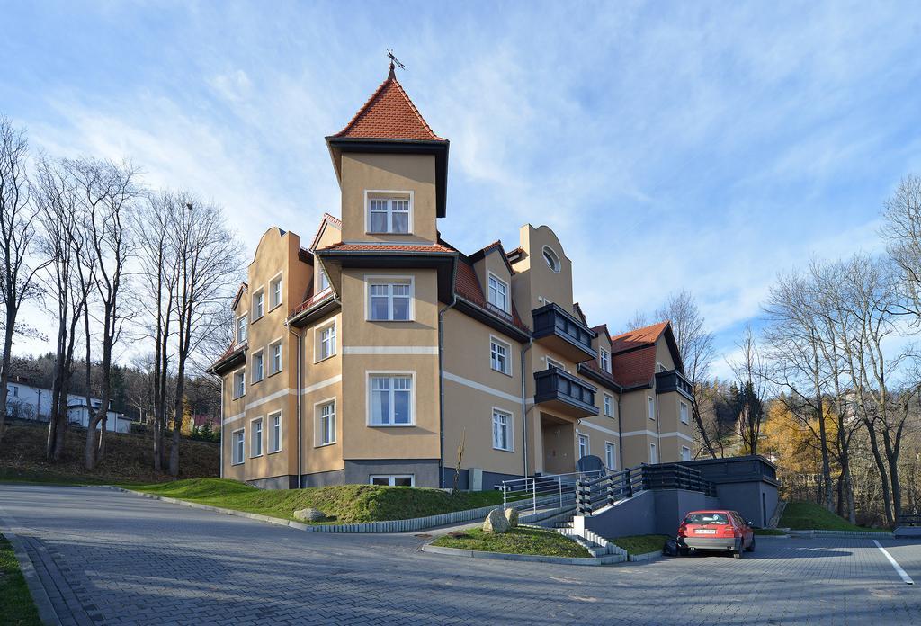 Apartament Glamour , Przestronny, Komfortowy, Blisko Szlakow Karpacz Ngoại thất bức ảnh